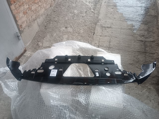 LR138277 Land Rover Обвіс бампера