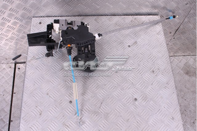 Купити 805005DM0B Nissan/Infiniti 