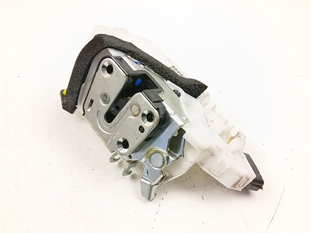 Замок дверей водія Nissan/Infiniti 805016FP0A