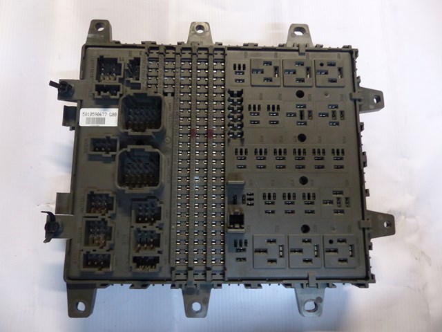 5010590677 Renault (RVI) 