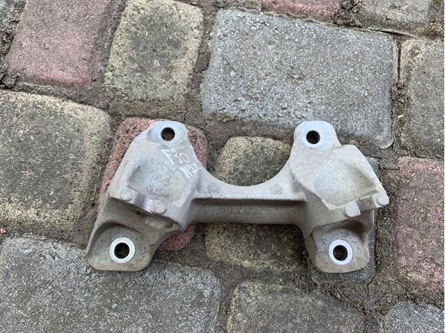 22316796613 BMW Кріплення подушки коробки передач