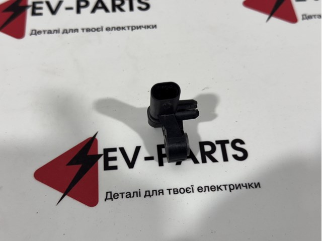 Датчик Ейрбег передній Tesla Motors 147344500B ціна, від 29.20 USD
