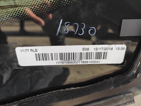Скло лобове Mercedes A1776701701