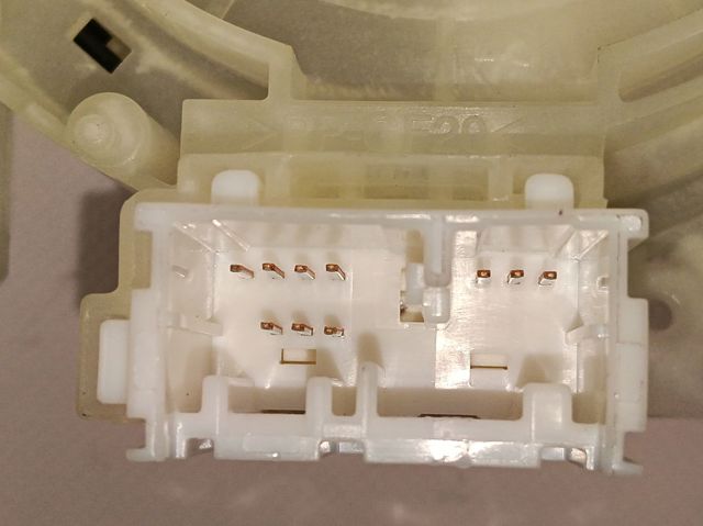 Перемикач підрульовий, центральна частина Tqparts TQ10253