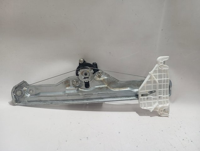  82450R2000 Hyundai/Kia