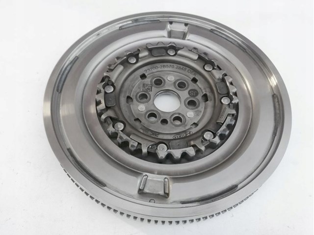 232002B570 Hyundai/Kia Демпферний маховик