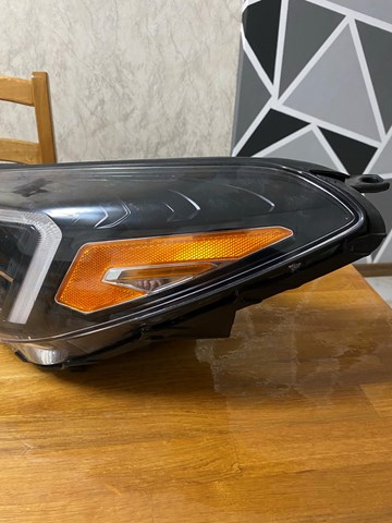 92101D3 Hyundai/Kia Фара дальнього світла в зборі