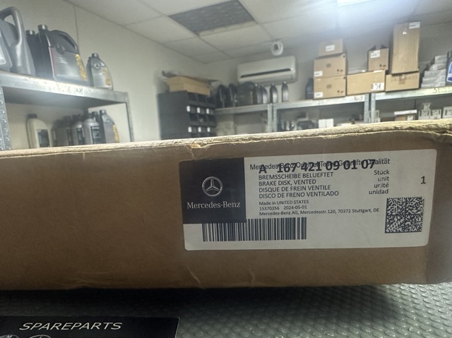 Диск переднього гальма Mercedes A167421090107 ціна, від 162.32 USD