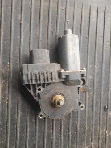  Ford 1S71F23201 ціна, від 7.46 USD