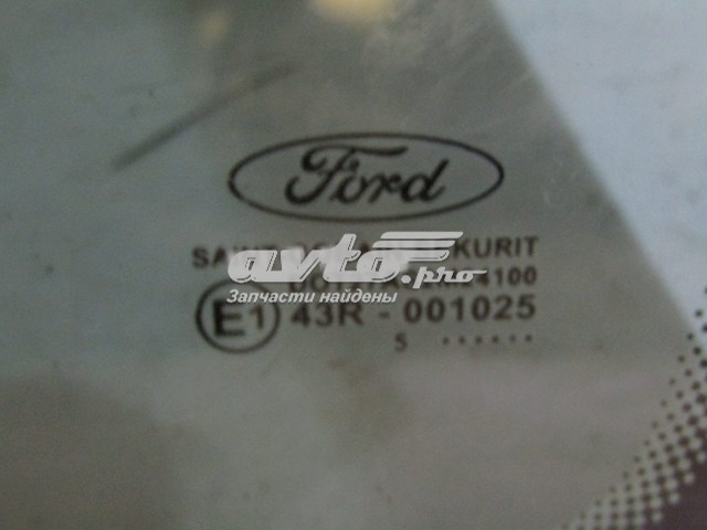 1250796 Ford скло багажного відсіку, праве
