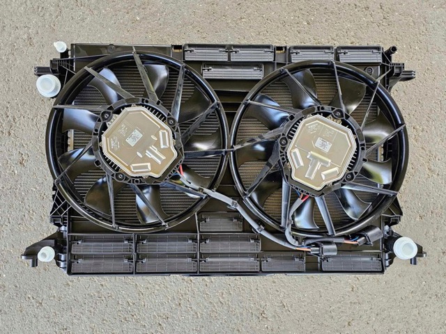  VAG 4M0816411C