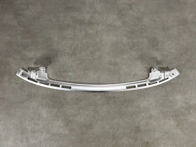 150543300A Tesla Motors Балка бампера переднього