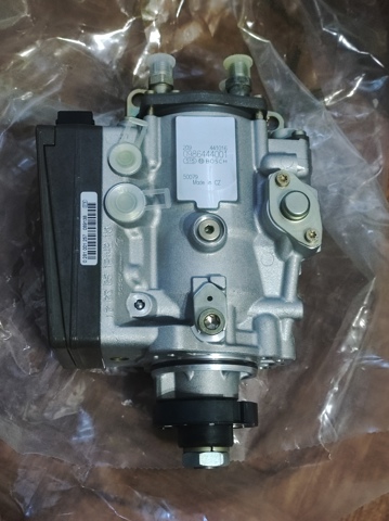 Паливний насос високого тиску 0986444001 Bosch