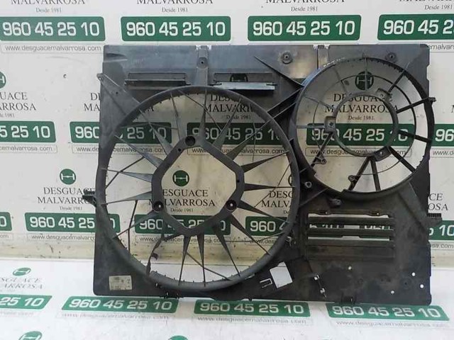 Дифузор (кожух) радіатора охолодження VAG 130706809 ціна, від 62.78 USD