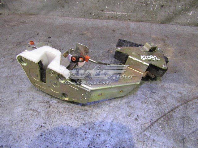 Замок задньої двері, лівої Chery S216105010 ціна, від 39.27 USD