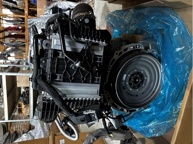 A1330100000 Mercedes Мотор в зборі