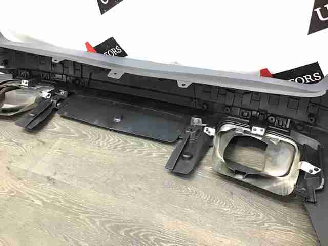 Кожух бампера заднього Land Rover LR057290 ціна, від 114.00 USD
