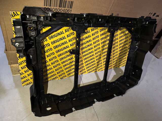 Рамка кріплення радіатора Mazda K15653110B ціна, від 83.84 USD