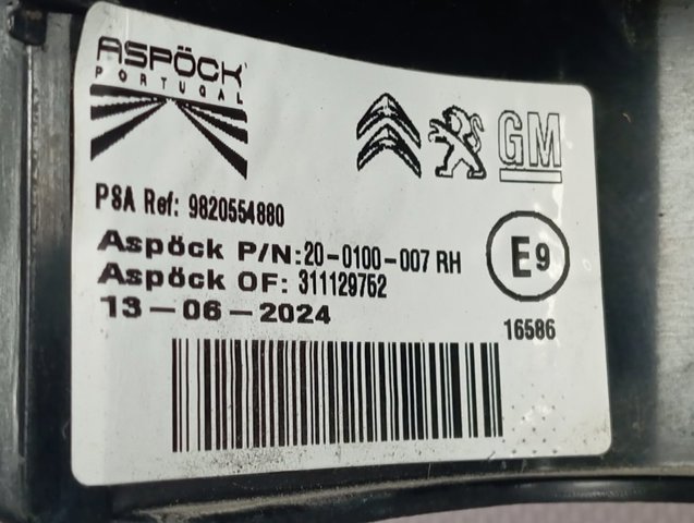 Задні ліхтарі Opel 9820554880 ціна, від 100.63 USD