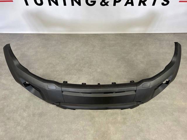 LR072260 Land Rover Бампер передній в зборі