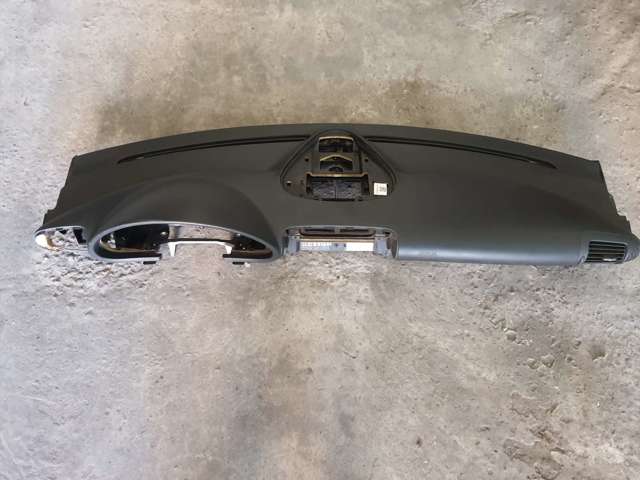 Mercedes A2036800187