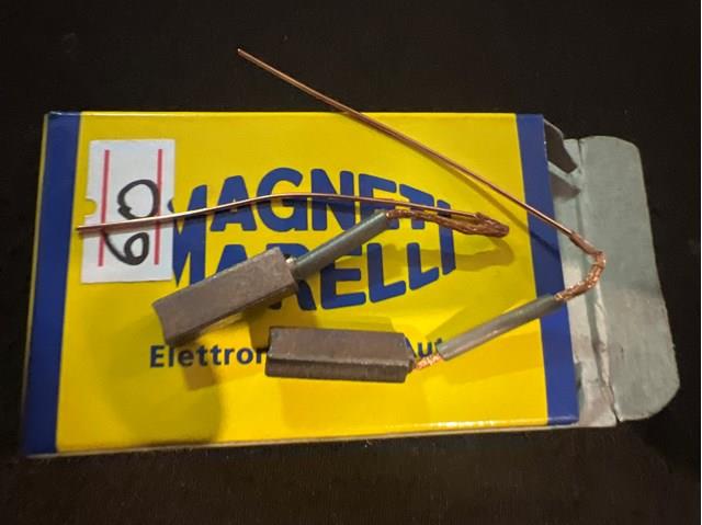 AMS0032 Magneti Marelli Щітка генератора