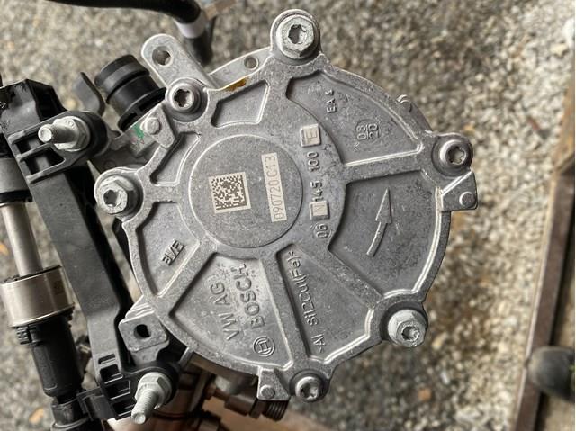 Купити Вакуумний насос Volkswagen Golf VIII CD1, DA1