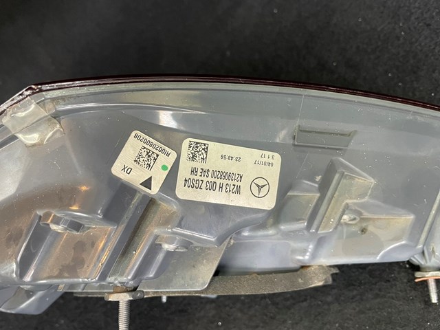 Задні ліхтарі Mercedes A2139068200 ціна, від 126.69 USD