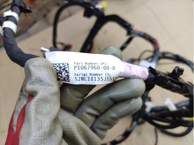 106796000D Tesla 
