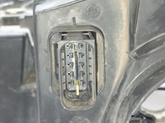 Фара права 9816826880 Peugeot/Citroen