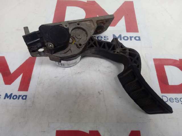 Педаль газу 21116879 Volvo