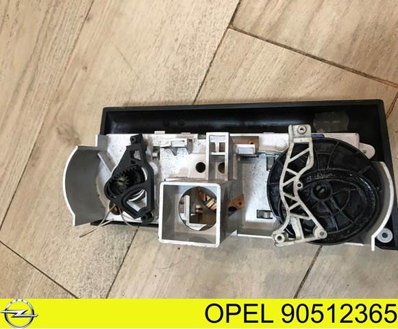 Купити Блок управління кондиціонером Opel Vectra B 36