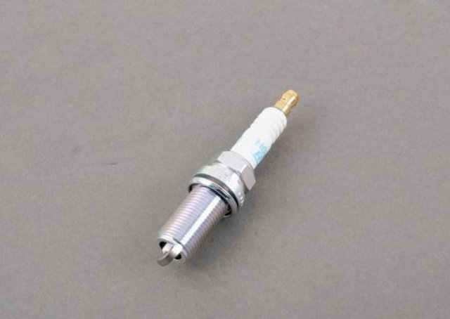Свічки запалювання A004159580390 Mercedes