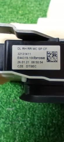 31462447 Volvo Замок задніх дверей, правих