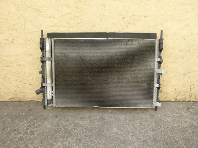 Купити GK218005BB Ford Радіатор двигуна