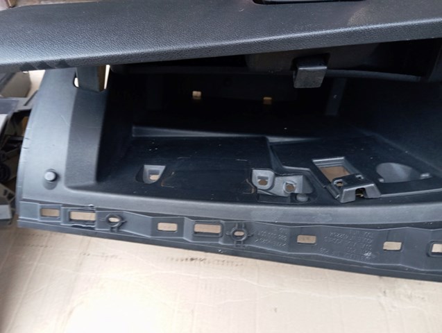  Renault (RVI) 685000007R