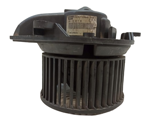  Renault (RVI) 133974W ціна, від 20.78 USD