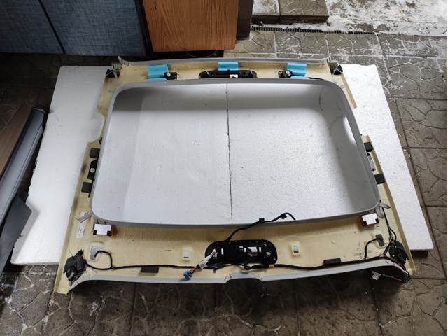 Tesla 156761301A