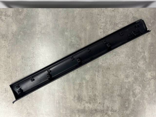 Купити KB7W51RB0B Mazda Молдинг передньої лівої двері