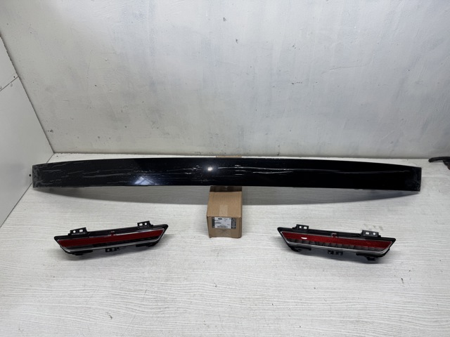 453123546 Land Rover 
