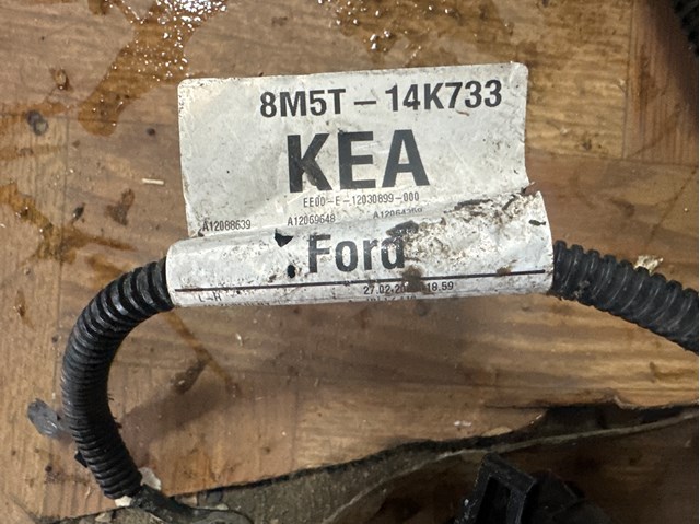 8M5T14K733 Ford 