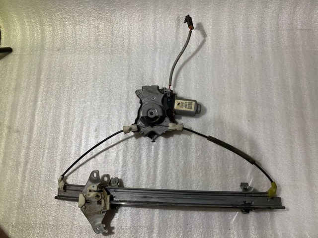 Привід склопідйомника дверей задніх Nissan/Infiniti 400601T5 ціна, від 163.34 USD