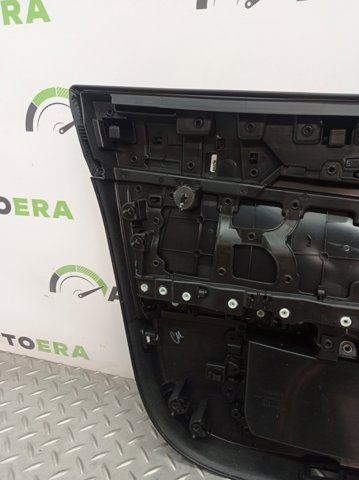 Купити 151476989B Tesla 