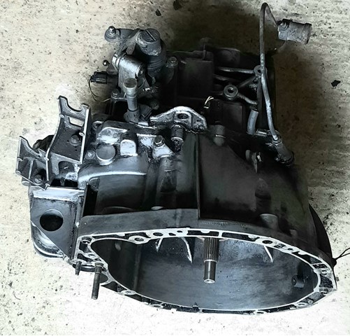 МКП в зборі Renault (RVI) ND0102 ціна, від 111.23 USD