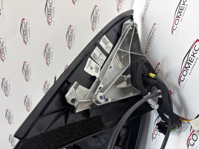 Ліве бічне дзеркало Mercedes A1678109301 ціна, від 421.17 USD