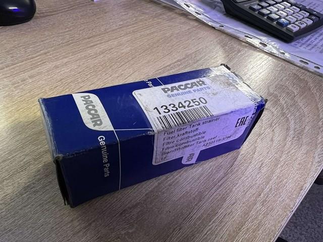 1334250 DAF 