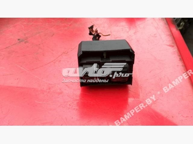 Кнопка коректора фар VAG 2K0941333 ціна, від 5.62 USD