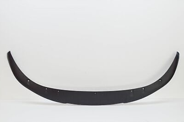 Нижня накладка на передній бампер Porsche 9J1807541OK1 ціна, від 126.66 USD