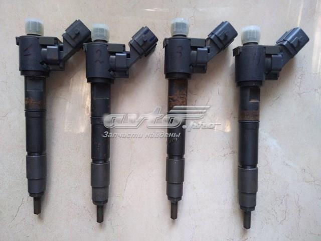Форсунка паливна Volvo 36010090 ціна, від 177.36 USD