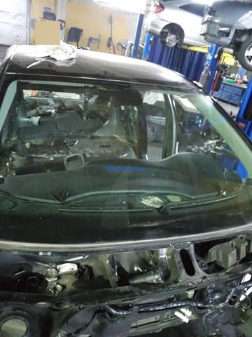Купити 68145576AB Chrysler Вікно вітрове